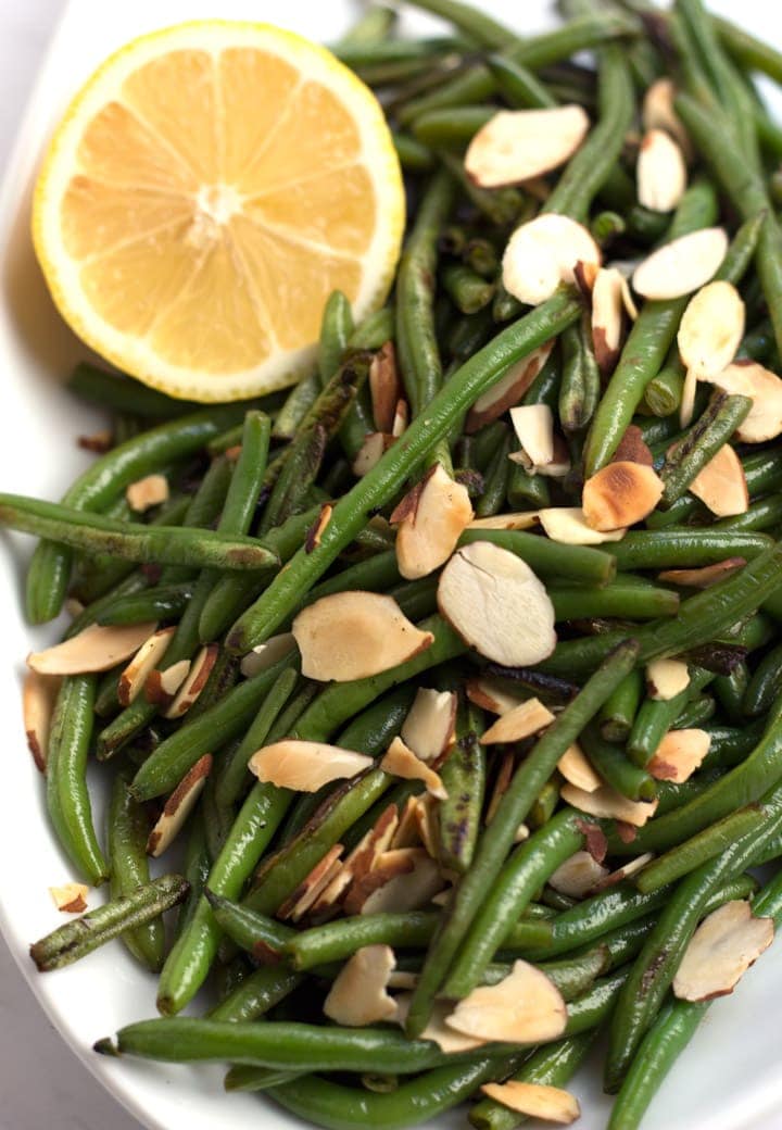 10-Minute Sautéed Frozen Green Beans - Scrummy Lane