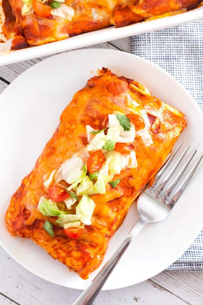 Super Easy Smothered Burritos w/ Shredded Beef (Family Favorite ...