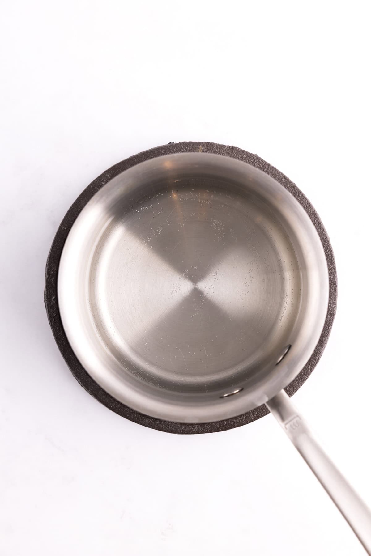 A small pan of pickling liquid.